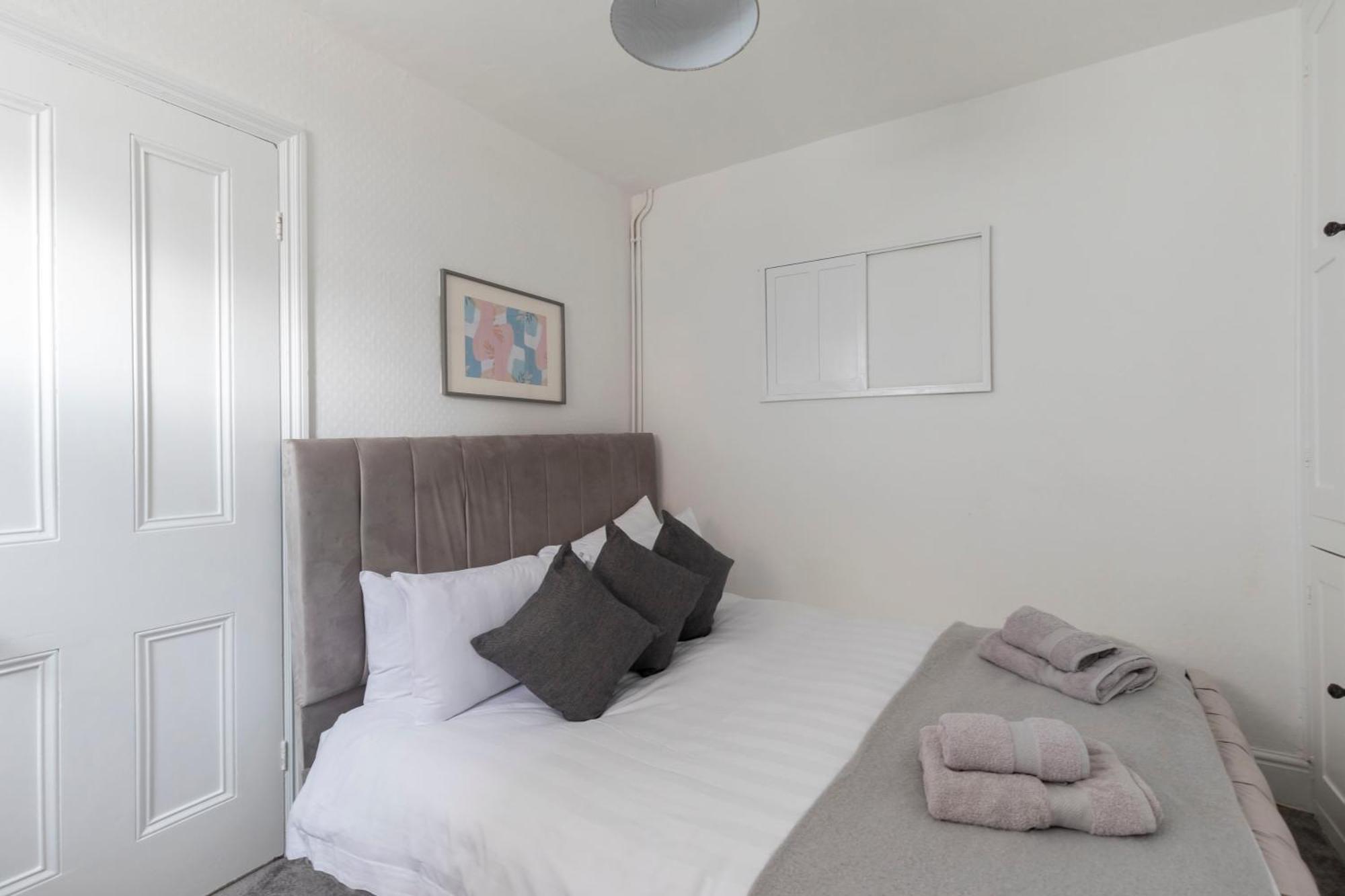 Fabulous, Vibrant, Town House, Central Bath Road Cheltenham Exterior photo