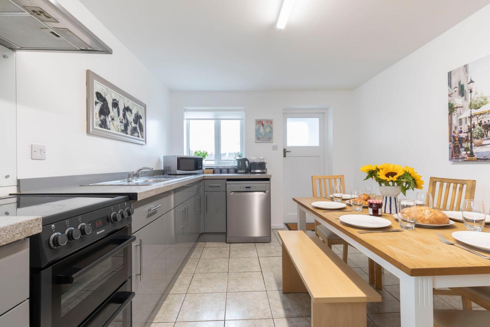 Fabulous, Vibrant, Town House, Central Bath Road Cheltenham Exterior photo